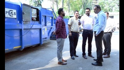 MC Commissioner Sandeep Rishi with other officials inspecting the waste segregation and working of portable compactor sites in Ludhiana. (HT PHOTO) MC Commissioner Sandeep Rishi with other officials inspecting the waste segregation and working of portable compactor sites in Ludhiana. (HT PHOTO)