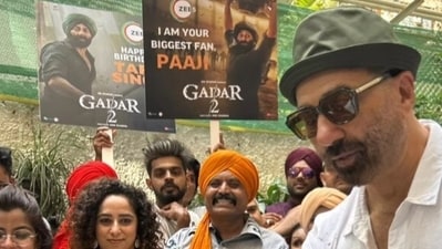 Sunny Deol meets fans at his birthday celebration in Mumbai Sunny Deol meets fans at his birthday celebration in Mumbai