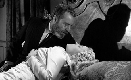Viridiana is a 1961 Spanish-Mexican film directed by Luis Buñuel. Viridiana is a 1961 Spanish-Mexican film directed by Luis Buñuel.