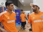 Shubman Gill (L) had a query for Rohit Sharma (R). Shubman Gill (L) had a query for Rohit Sharma (R).