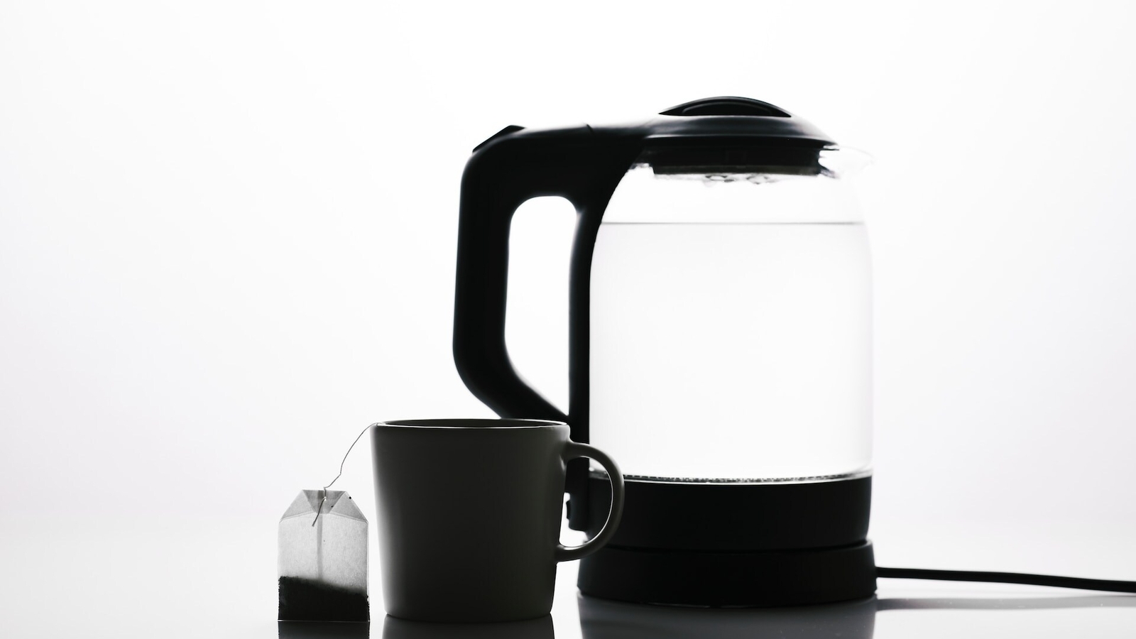 Amazon Great Indian Festival Sale 2023: Save 56% on electric kettles - Vimarsana News