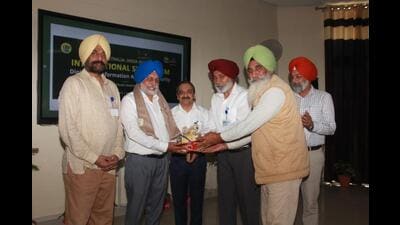 Dignitaries during the international forum in Ludhiana. (ht photo) Dignitaries during the international forum in Ludhiana. (ht photo)