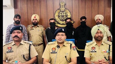 The arrested accused have been identified as Jaspreet Singh, alias Jassi, Simranjit Singh and Mani, while the absconders include Karanjit Singh, alias Jassa, and Lovepreet Singh. (HT Photo)