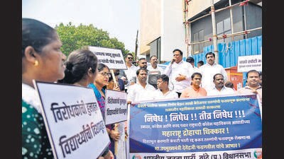 Cong, Thackeray misled people about contractual hiring: BJP