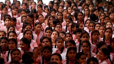 While we wait for the day when 33% of parliamentarians will be women, we should take note of and applaud several initiatives taken by state governments across the country to put actual power in the hands of women(Photo by Sunil Ghosh / Hindustan Times)