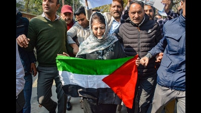 Srinagar: Peoples Democratic Party (PDP) chief Mehbooba Mufti with party workers during a demonstration in solidarity with Palestinians, in Srinagar, on Saturday. (PTI) Srinagar: Peoples Democratic Party (PDP) chief Mehbooba Mufti with party workers during a demonstration in solidarity with Palestinians, in Srinagar, on Saturday. (PTI)