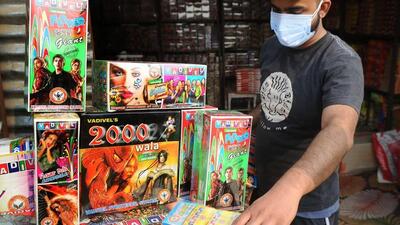The sale and bursting of firecrackers, other than green firecrackers, was banned in West Bengal by the Pollution Control Board in October 2021 (Representative Photo) The sale and bursting of firecrackers, other than green firecrackers, was banned in West Bengal by the Pollution Control Board in October 2021 (Representative Photo)