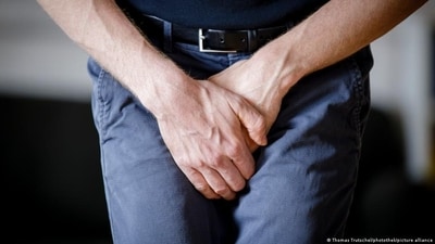 There is no ideal length, width, or size of men’s scrotum, claim scientific study rewarded with IG Nobel Prize. (Gabriel Borrud, Conor Dillon ) There is no ideal length, width, or size of men’s scrotum, claim scientific study rewarded with IG Nobel Prize. (Gabriel Borrud, Conor Dillon )