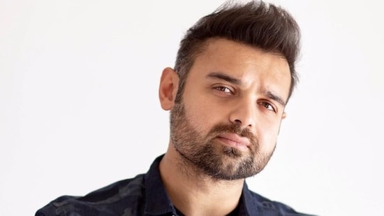 Actor Mimoh Chakraborty in an exclusive chat with Hindustan Times.