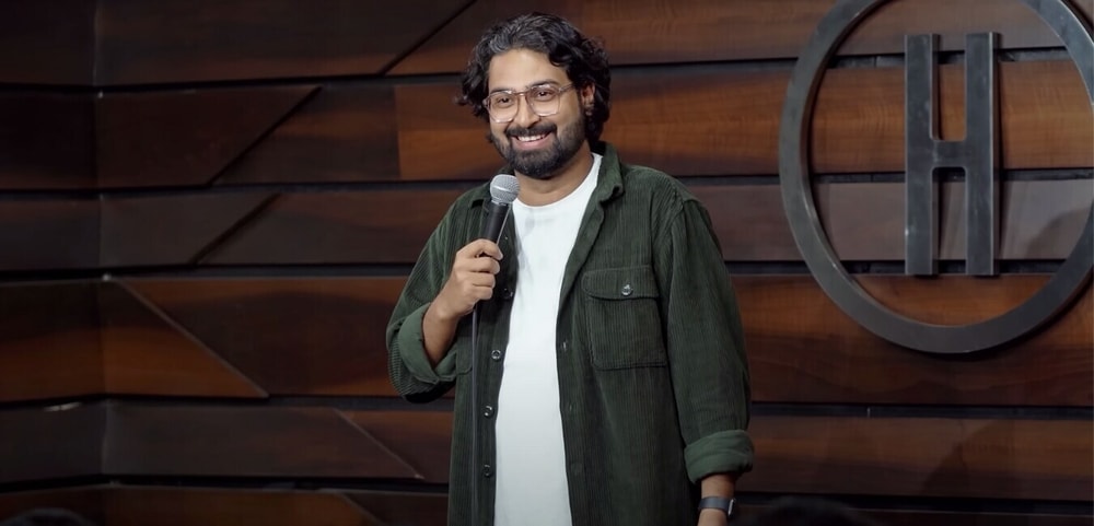 Stand-up comedian Ravi Gupta's relatable and local humour forms the script of the show, Kal Ki Chinta Nahi Karta. Stand-up comedian Ravi Gupta's relatable and local humour forms the script of the show, Kal Ki Chinta Nahi Karta.