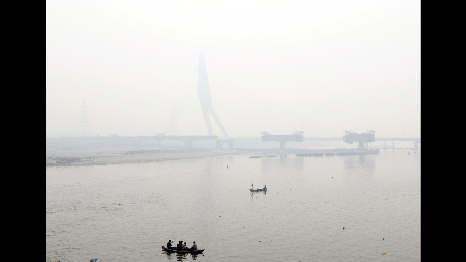 Capital rolls out steps to combat pollution crisis - Vimarsana News