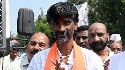 Navi Mumbai, India - Oct. 19, 2023:Maratha community activist Manoj Jarange-Patil visit at Shivaji Maharaj Chowk Vashi, in Navi Mumbai, India, on Thursday, October 19, 2023. (Photo by Bachchan Kumar/ HT PHOTO) (HT PHOTO) Navi Mumbai, India - Oct. 19, 2023:Maratha community activist Manoj Jarange-Patil visit at Shivaji Maharaj Chowk Vashi, in Navi Mumbai, India, on Thursday, October 19, 2023. (Photo by Bachchan Kumar/ HT PHOTO) (HT PHOTO)