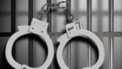 Police have also recovered one 9mm pistol and two live cartridges from the arrested criminals. (Representative Image)