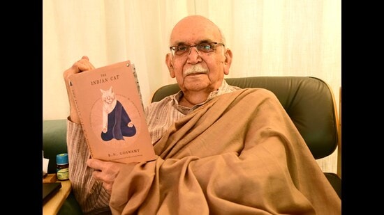 City’s own prized scholar, honoured with Padma Bhushan, Rockefeller Grant, Tagore Fellowship and more, art historian BN Goswami comes out with a surprise book on the cat in paintings, poetry and proverbs. (Keshav Singh/HT)