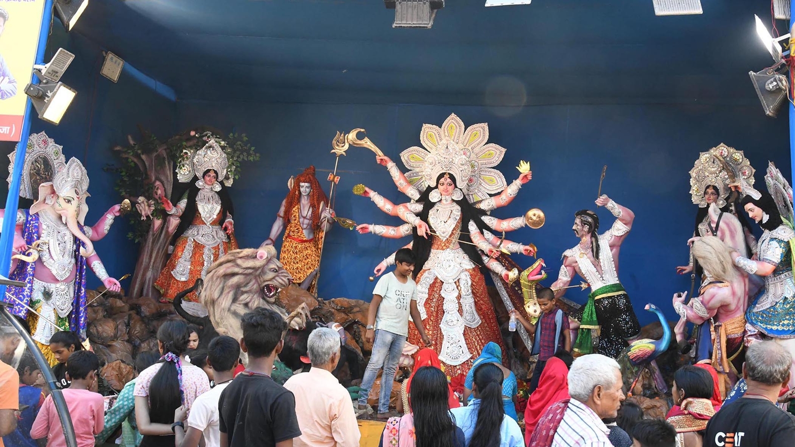5-year-old among 3 killed in stampede at Durga Puja pandal in Bihar's Gopalganj - Vimarsana News