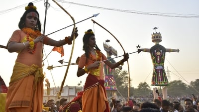 To mark the auspicious ceremony of Ravan Dahan during the Dussehra celebrations in Amritsar, children dressed up as Lord Ram and Lakshman and held arrows in their hands for the festivities. (Sameer Sehgal/Hindustan Times) To mark the auspicious ceremony of Ravan Dahan during the Dussehra celebrations in Amritsar, children dressed up as Lord Ram and Lakshman and held arrows in their hands for the festivities. (Sameer Sehgal/Hindustan Times)