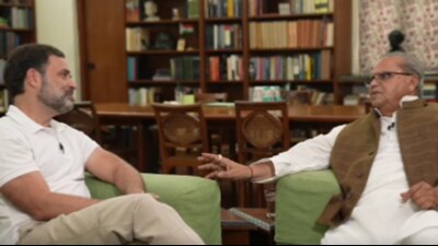 Congress leader Rahul Gandhi interacted with former Jammu and Kashmir governor Satya Pal Malik (Twitter/@RahulGandhi) Congress leader Rahul Gandhi interacted with former Jammu and Kashmir governor Satya Pal Malik (Twitter/@RahulGandhi)