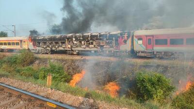 The Agra divisional railway manager has ordered a probe into the incident. The Agra divisional railway manager has ordered a probe into the incident.