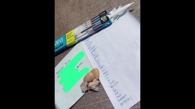 The note that woman received with her Apple Pencil that she lost at a beach in Puducherry. (X/@AkanshaDugad) The note that woman received with her Apple Pencil that she lost at a beach in Puducherry. (X/@AkanshaDugad)