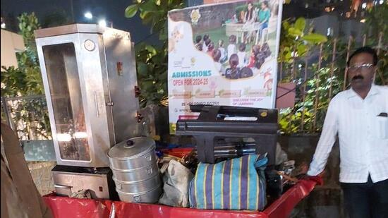 BMC writes to police to initiate legal action against hawkers encroaching Chandivali areas