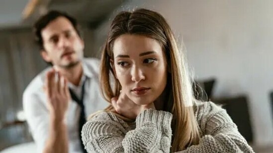 No one can read minds – we need to understand this and stop expecting the partner to pick up hints from our behavior or our comments. We should openly express our needs, wants and expectations to the other person.&nbsp;(Unsplash)