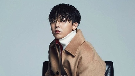 G-Dragon booked after Lee Sun Kyun in an alleged drug case.