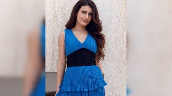 To complete her stylish look, Fatima Sana Shaikh paired her elegant outfit with black pointed stilettoes and elevated her appearance with understated yet glamorous makeup.&nbsp;(Instagram/@fatimasanashaikh)