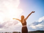 Ageing is a natural process, but it needn't be speedy. To take care of your immunity, skin and hair health, and overall wellness, one must make sure to incorporate these anti-ageing habits suggested by Dietitian Manpreet Kalra on her Instagram page.&nbsp;