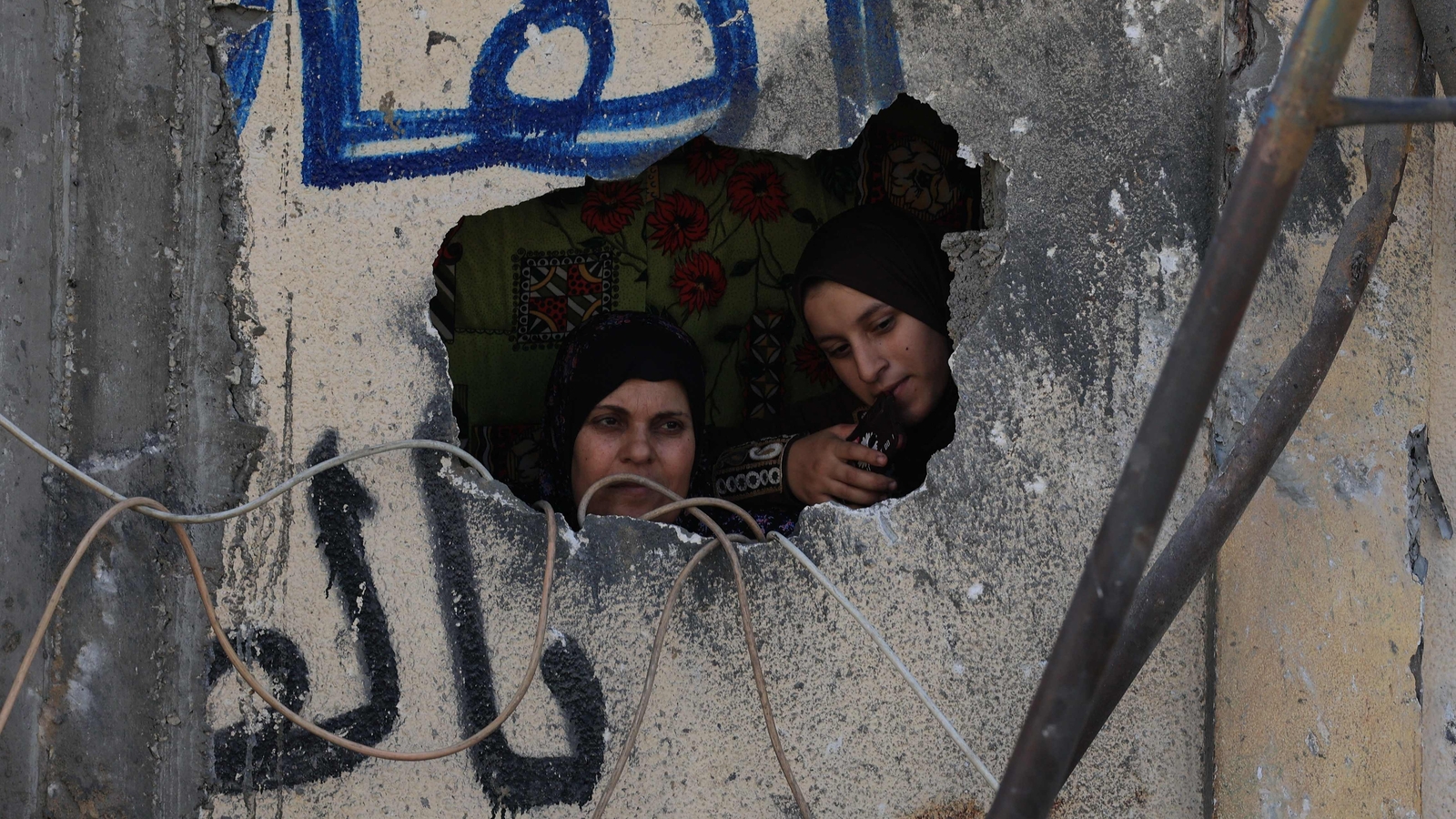 Explainer: Why is Israel pounding south Gaza after telling people to go there? - Vimarsana News
