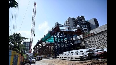 As per officials, the BMC requested a 3–4-hour block to push the girder on the railway portion and another 48-hour block to place the girder on the pillars. An official requesting anonymity said, “The 48-hour block will likely be split into 16 blocks of three hours each (ht photo) As per officials, the BMC requested a 3–4-hour block to push the girder on the railway portion and another 48-hour block to place the girder on the pillars. An official requesting anonymity said, “The 48-hour block will likely be split into 16 blocks of three hours each (ht photo)