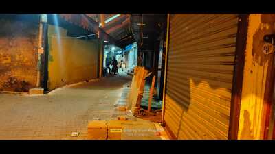 Migrant farm workers flee to safety, panic in over a dozen villages in Arnia and RS Pura. (HT photo) Migrant farm workers flee to safety, panic in over a dozen villages in Arnia and RS Pura. (HT photo)