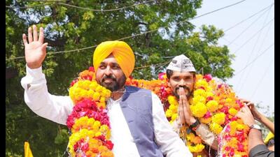 Punjab chief minister Bhagwant Mann during a roadshow in favour of AAP candidate from Maharajpur Constituency in Madhya Pradesh on Thursday.