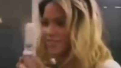 Shakira in the viral video (X(formerly Twitter)/@historyinmemes) Shakira in the viral video (X(formerly Twitter)/@historyinmemes)
