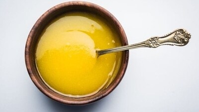 2. Add ghee to your diet: Ghee has healthy fats and can keep your skin hydrated. You can also apply it externally to prevent wrinkles.&nbsp; (Shutterstock)