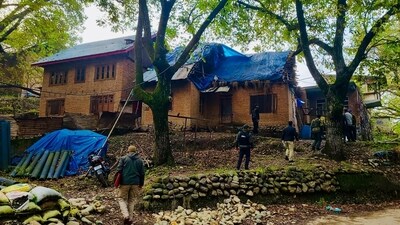 The encounter started earlier in the day to foil the infiltration bid along the Line of Control (LoC) at Macchil in Kupwara district of Jammu and Kashmir. (Representational Photo / HT)
