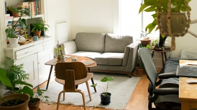 In a world where urban living often means smaller living spaces, the challenge of making the most of every square inch has become a creative endeavor. (Unsplash/Patrick Perkins) In a world where urban living often means smaller living spaces, the challenge of making the most of every square inch has become a creative endeavor. (Unsplash/Patrick Perkins)