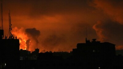 Explosions caused by Israeli airstrikes in the northern Gaza Strip, Friday, Oct. 27. (AP) Explosions caused by Israeli airstrikes in the northern Gaza Strip, Friday, Oct. 27. (AP)