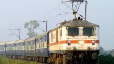 Railways (Reuters File Photo) Railways (Reuters File Photo)