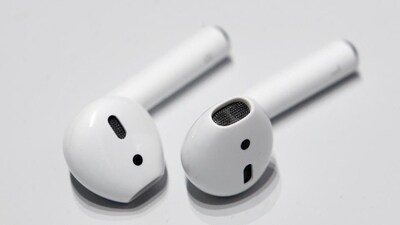 FILE PHOTO: Apple AirPods are displayed during a media event in San Francisco, California, U.S. on September 7, 2016. REUTERS/Beck Diefenbach/File Photo FILE PHOTO: Apple AirPods are displayed during a media event in San Francisco, California, U.S. on September 7, 2016. REUTERS/Beck Diefenbach/File Photo