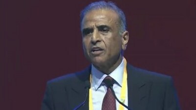 Sunil Bharti Mittal, Chairperson of Bharti Enterprises, also interacted with PM Modi. At the event, Bharti Enterprises is showcasing what it calls the future of innovation with technologies like 5G Plus, AI-enabled tech, and other Digital infrastructure.&nbsp; (ANI)