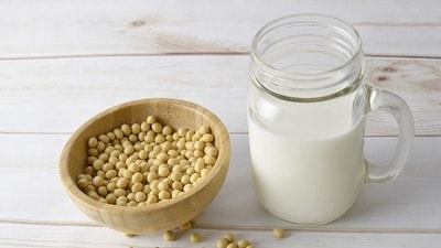 Soy products: Soy contains natural compounds that may help reduce hot flashes. Try tofu, edamame, or soy milk. (Pixabay) Soy products: Soy contains natural compounds that may help reduce hot flashes. Try tofu, edamame, or soy milk. (Pixabay)