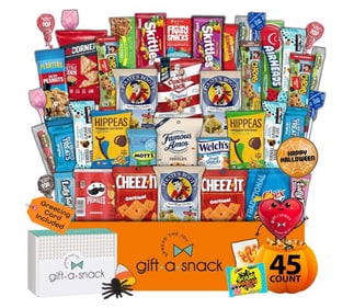 Halloween treat box (Amazon) Halloween treat box (Amazon)