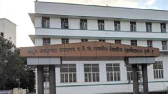 Drug kingpin Lalit Patil escaped from Sassoon General Hospital on October 2. (HT FILE PHOTO)