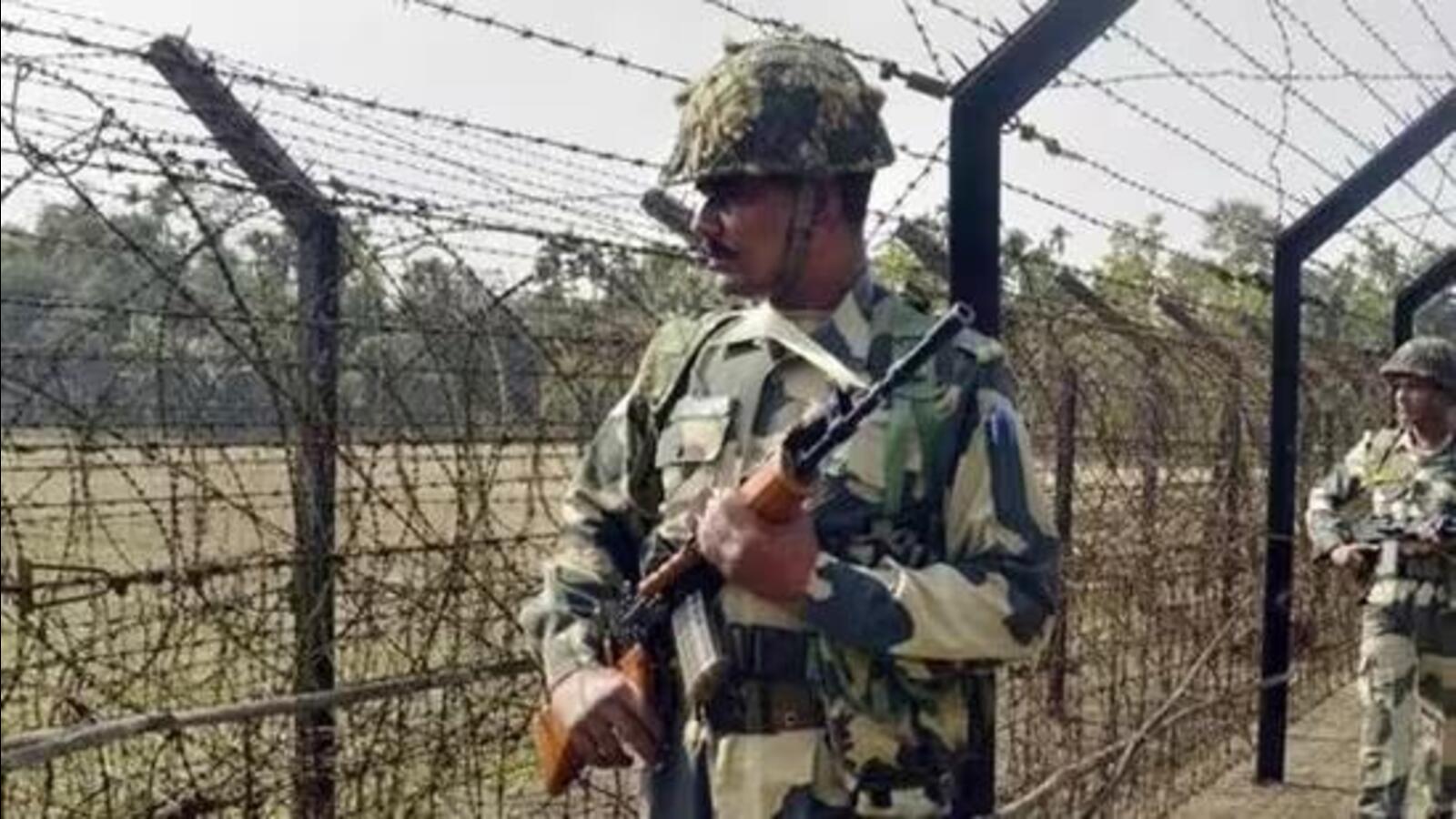 BSF lodges protest with Pakistan Rangers over 'unprovoked' firing along IB in Jammu - Vimarsana News