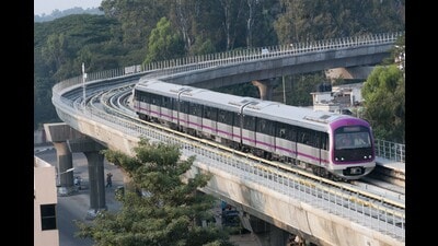 To be sure, overcrowding of metro services particularly during rush hour is not uncommon across the world. (HTPhoto) To be sure, overcrowding of metro services particularly during rush hour is not uncommon across the world. (HTPhoto)