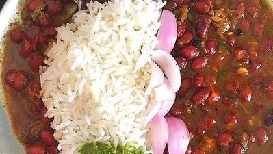 If you are having rice along with high-protein lentils and loads of veggies, you need not worry about weight gain. "Balance your plate with proteins and vegetables. Take a lot of protein like Dal, Rajma, Chola etc and have it with rice. Also add any vegetables of your choice to pair it with rice," says Agarwal. (Pinterest)