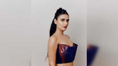 Fatima Sana Shaikh took to her Instagram account to post a series of photos showcasing herself in the attire, delighting her fans. (Instagram/@fatimasanashaikh) Fatima Sana Shaikh took to her Instagram account to post a series of photos showcasing herself in the attire, delighting her fans. (Instagram/@fatimasanashaikh)