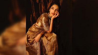 Sobhita Dhulipala showcases her natural beauty with a minimal makeup look, accentuating her desi attire with a delicate bindi. (Instagram/@sobhitad) Sobhita Dhulipala showcases her natural beauty with a minimal makeup look, accentuating her desi attire with a delicate bindi. (Instagram/@sobhitad)