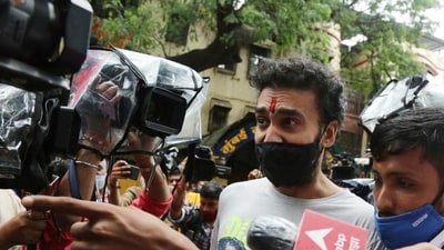 Raj Kundra walked out of Arthur Road jail after being granted bail by magistrate court. (Bhushan Koyande/HT PHOTO) (HT_PRINT) Raj Kundra walked out of Arthur Road jail after being granted bail by magistrate court. (Bhushan Koyande/HT PHOTO) (HT_PRINT)
