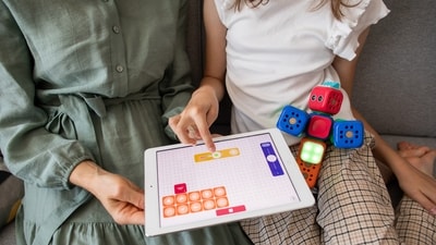 Balancing therapies: Mistakes to avoid when juggling autism interventions (Unsplash) Balancing therapies: Mistakes to avoid when juggling autism interventions (Unsplash)